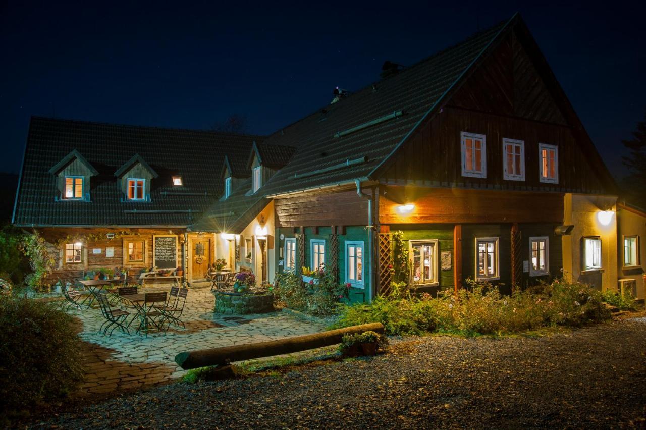 Penzion Na Stodolci Chřibská エクステリア 写真